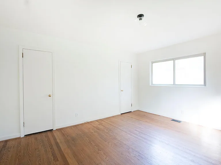 1769 Vestaview Ln — Photo 14