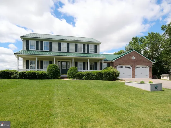 320 Ringneck Dr, Bellefonte, PA 16823