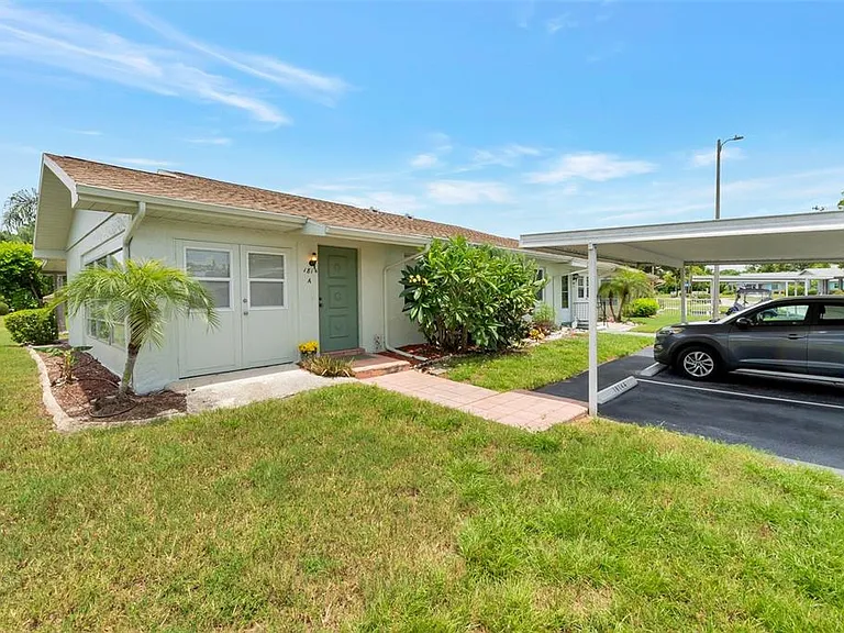 1814 Foxhunt Dr #A — Photo 1