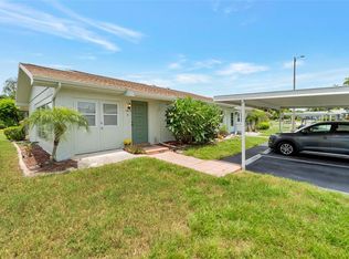 1814 Foxhunt Dr UNIT A, Sun City Center, FL 33573