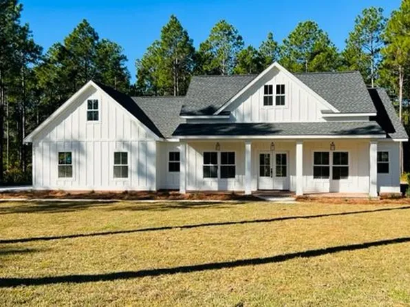 253 Westwoods Dr, Moultrie, GA 31768