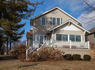 608 Grant St, Downers Grove, IL 60515