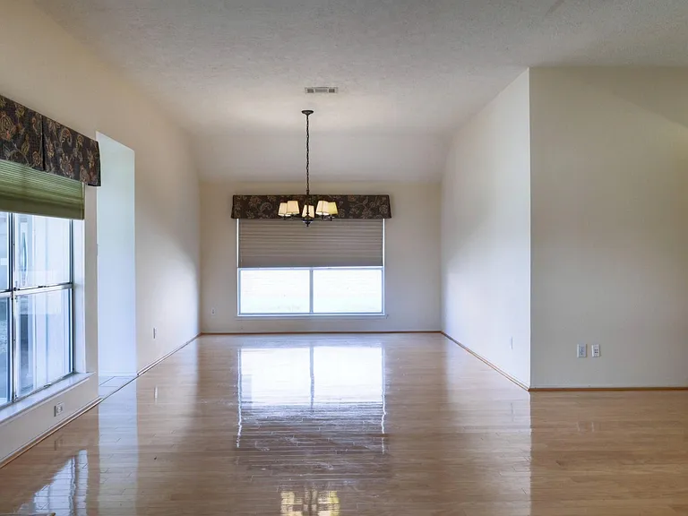 1226 Berrystone Trl — Photo 7