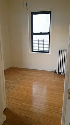 Rented by Azure Realty NY LLC | media 24