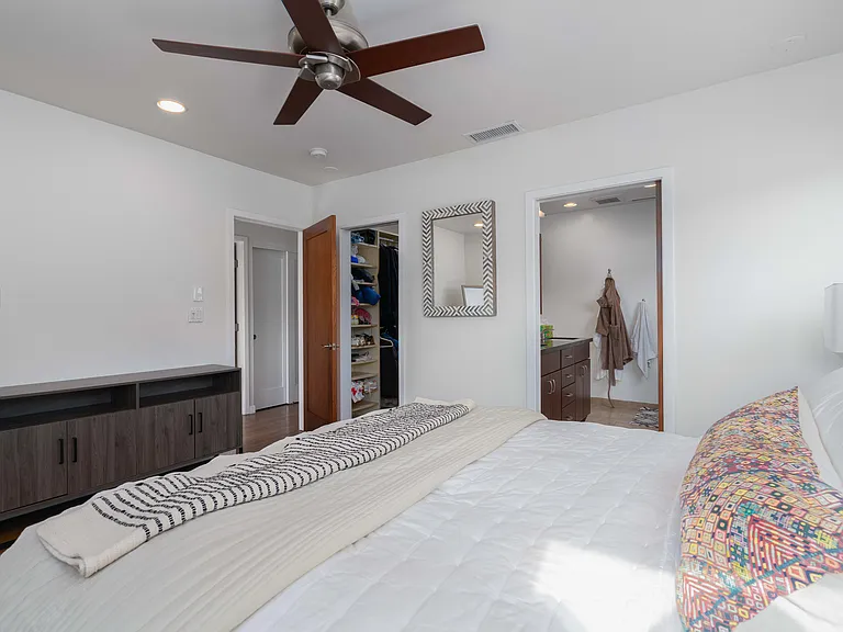 317 Whiting St — Photo 18