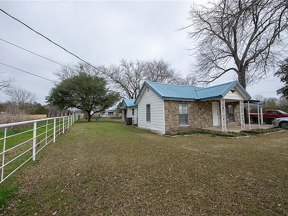 3rd image of 1058 Vz County Road 1810