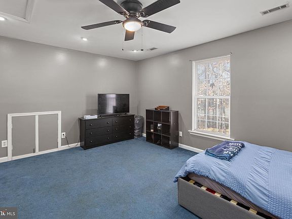 4th image of 3421 Lancaster Ring Rd