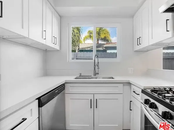 1813 9th St #1813, Santa Monica, CA 90404