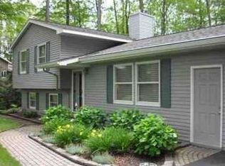 4513 Summit View Dr, Traverse City, MI 49684