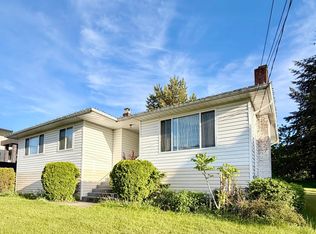 13688 113th Ave, Surrey, BC V3R 2J1
