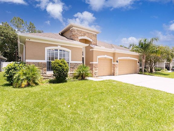 3rd image of 6748 Pine Springs Dr