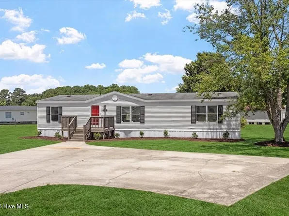 105 Stone Glen Place, Pikeville, NC 27863