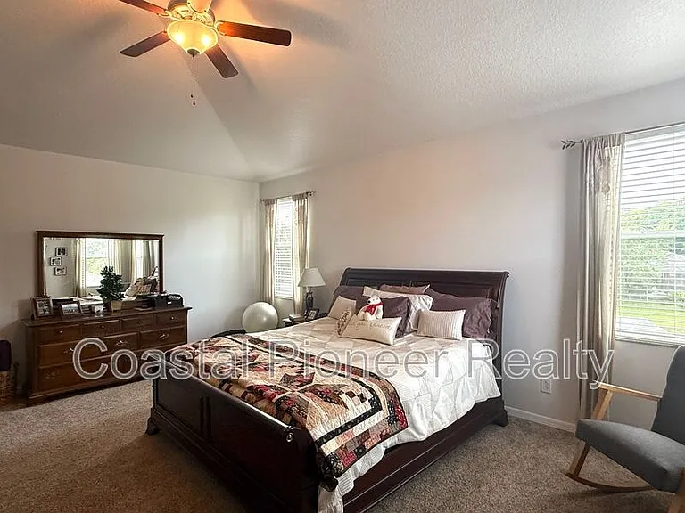 9524 Greenpointe Dr — Photo 41