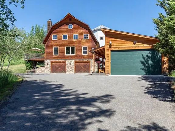 2nd image of 5 Bear Claw Ln