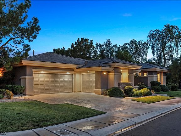 2nd image of 3 Regent Park Ct