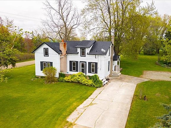 3rd image of 7475 Ridge Rd