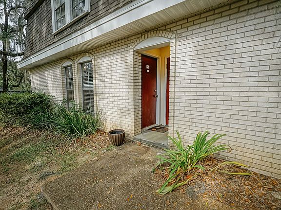 2nd image of 2020 Continental Ave APT 151