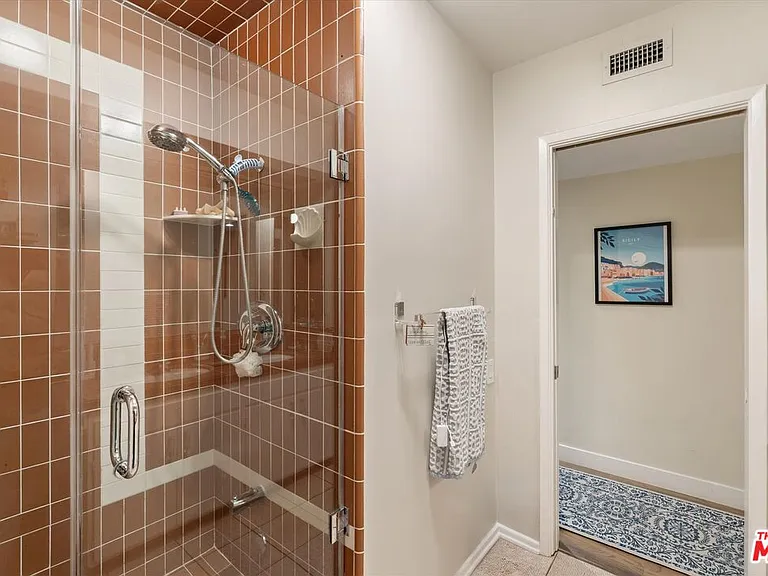 4927 Bellaire Ave — Photo 25