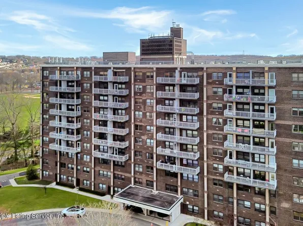 1100 Clove Rd APT 4C, Staten Island, NY 10301