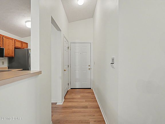2nd image of 10501 McMeekin Ln Unit 208