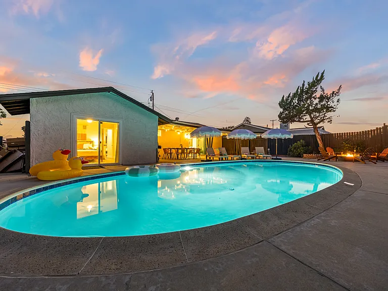 8202 Beaver Lake Dr — Photo 44