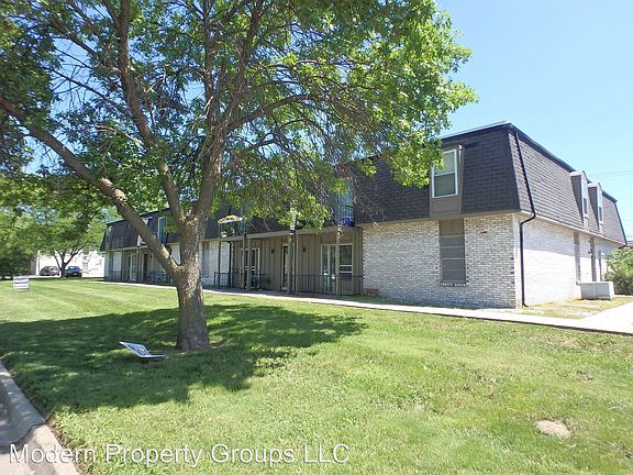 3rd image of 108 Sieville Ave APT 103