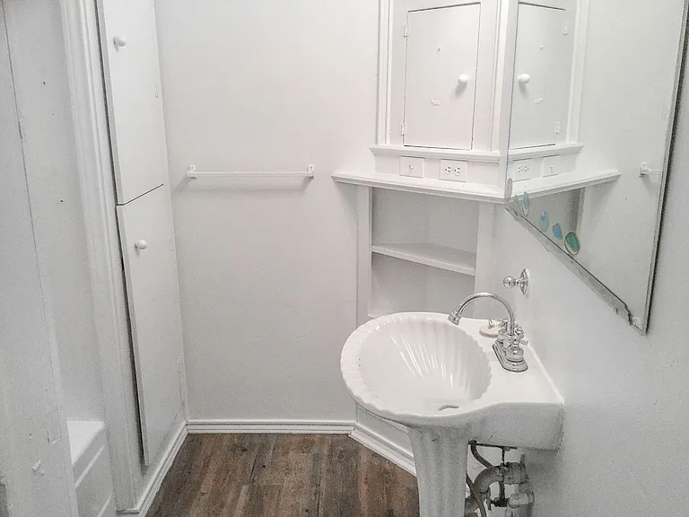 3003 Avenue V — Photo 5