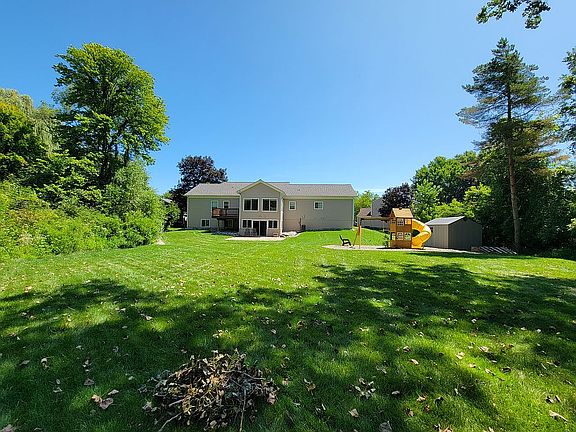 5th image of 2660 Wellview Ct