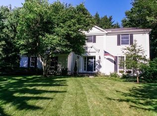 103 Southwyck Dr, Chagrin Falls, OH 44022