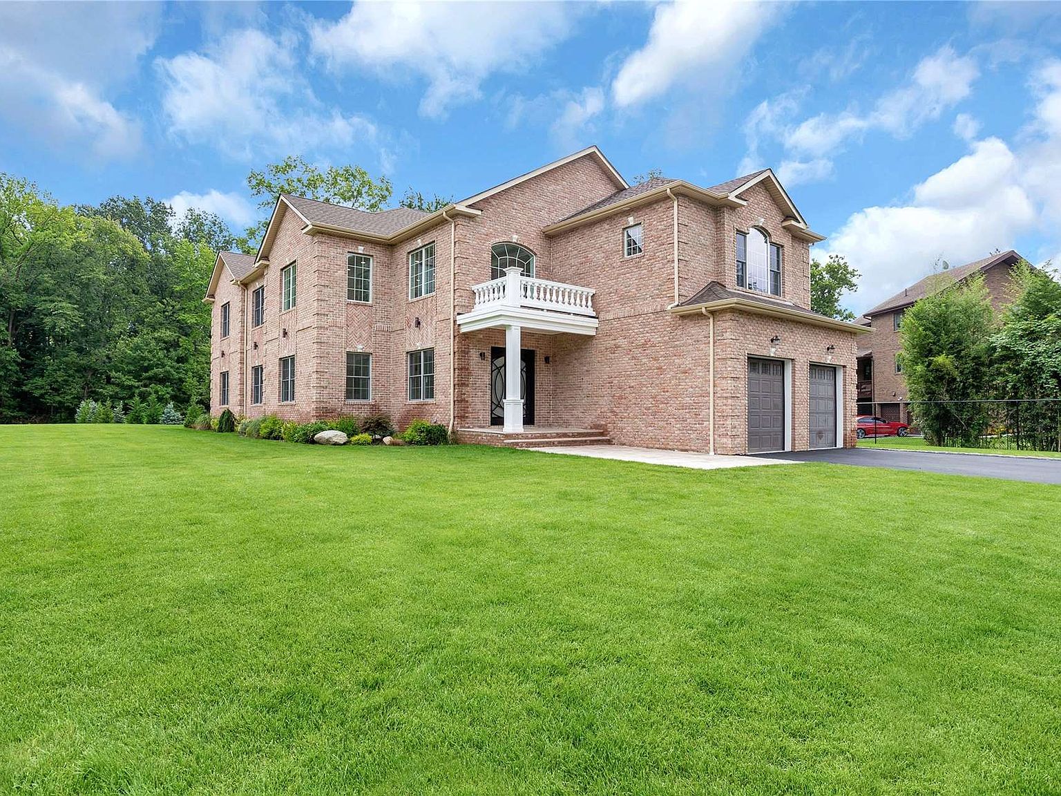 40 Excelsior Court, Roslyn, NY 11576 Zillow