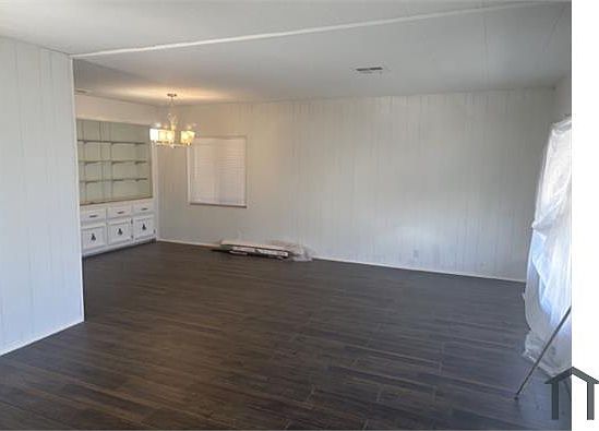 5th image of 569 La Cresta Dr