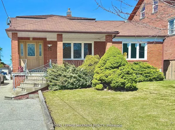 82 Calvington Dr APT B, Toronto, ON M3M 2M1
