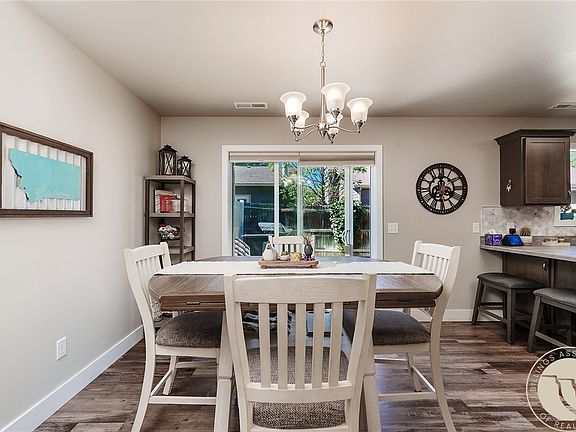 5th image of 912 Midway Ln #1