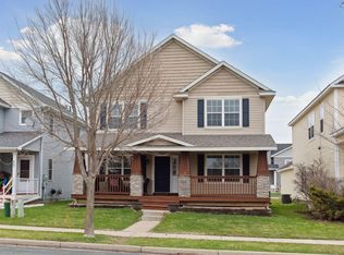 2761 Faulkner Dr, Chaska, MN 55318