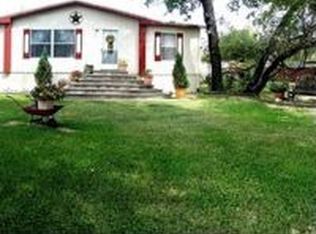 8126 W Fm 476, Poteet, TX 78065