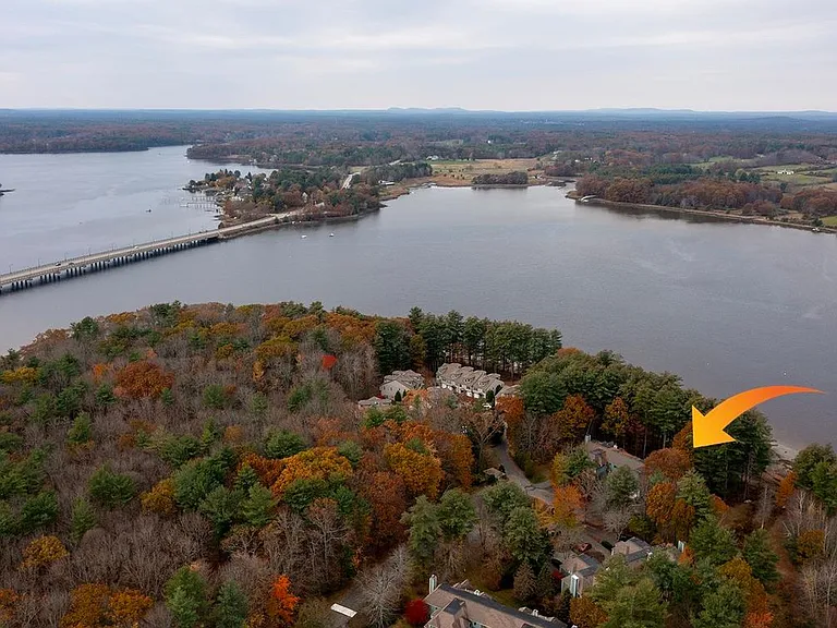 33 Clearwater Dr — Photo 18