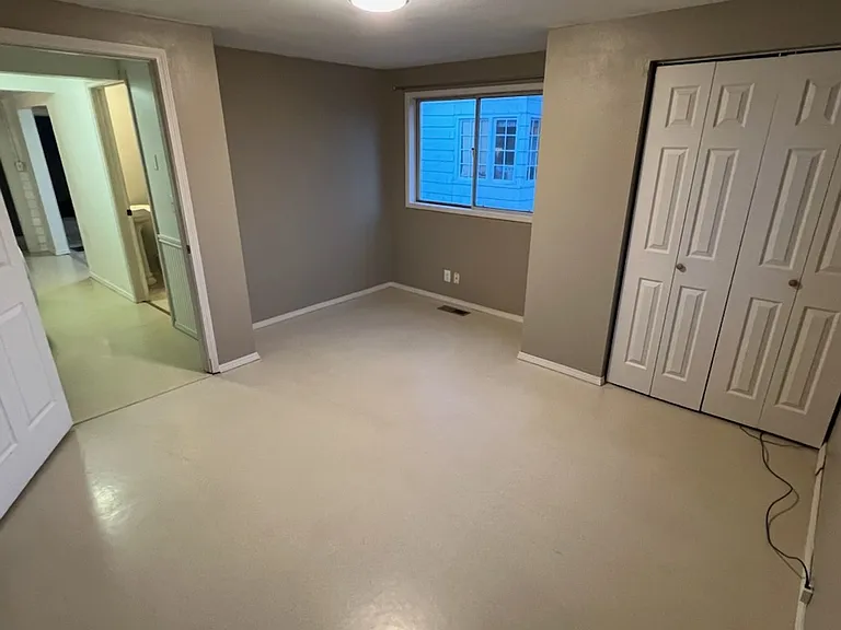741 Saddlerock Dr — Photo 17