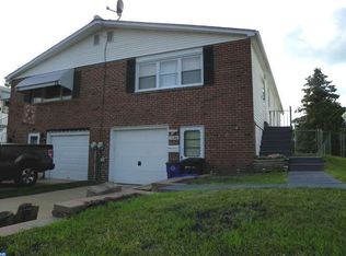 15146 Carter Rd, Philadelphia, PA 19116