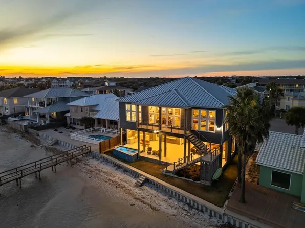 10 Sea Shell Shores Dr, Rockport, TX 78382