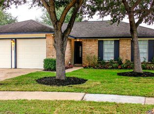 6102 Reeds Ferry Dr, Houston, TX 77041