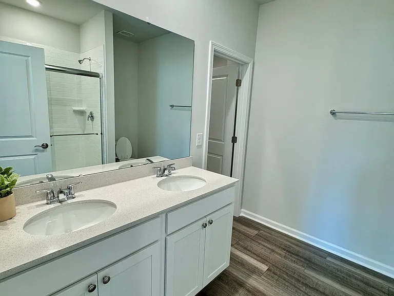 548 Coronado Ave — Photo 21