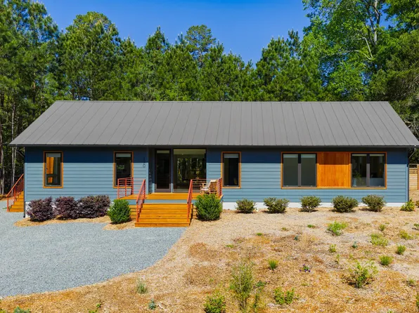 170 Daphine Dr, Hillsborough, NC 27278