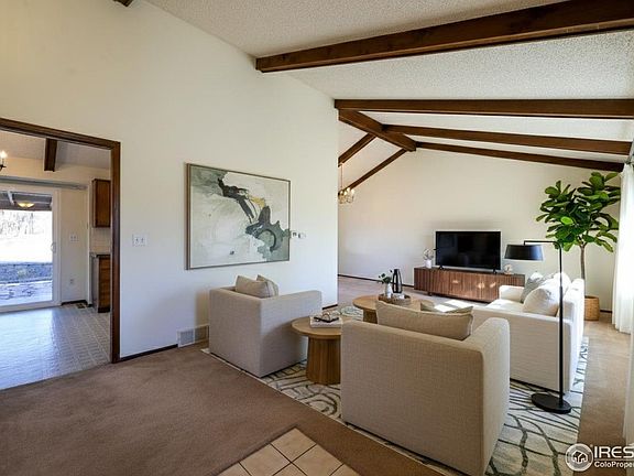 2nd image of 3622 Mountain View Ave