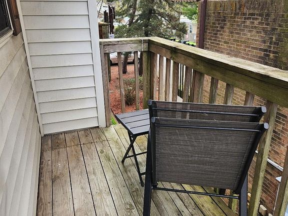 4th image of 225 A View Ave APT 204