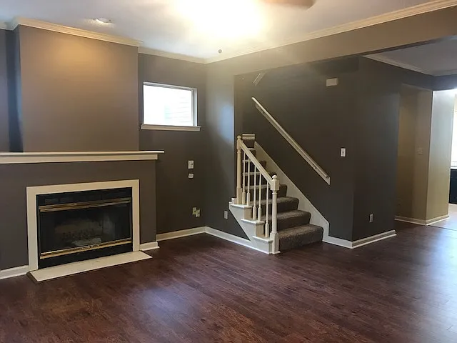 725 Walnut Woods Cv N — Photo 5