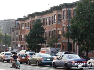 895 Huntington Ave #8, Boston, MA 02115