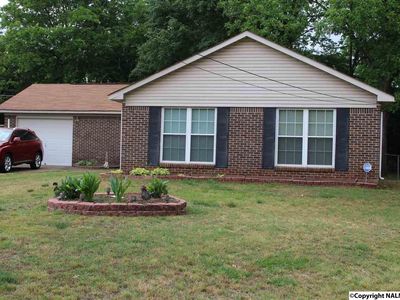 1015 Club View Dr NW, Huntsville, AL, 35816