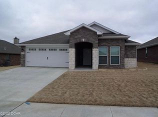 2201 Clark Ct, Joplin, MO 64801