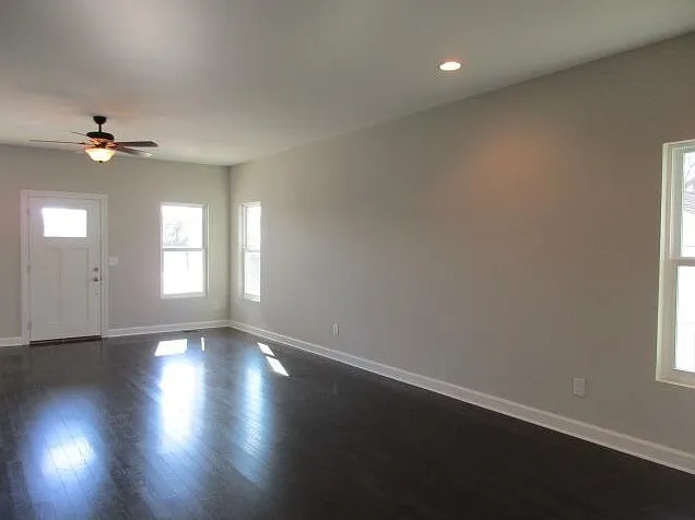 4602B Michigan Ave — Photo 2