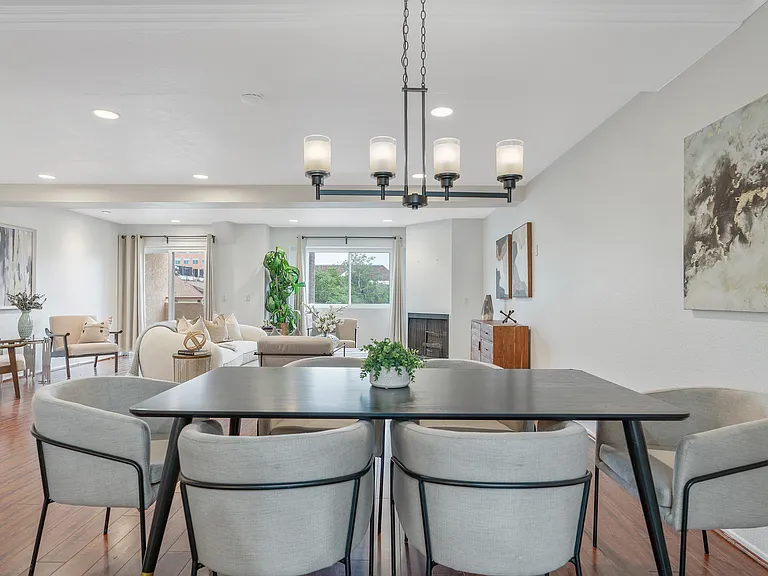 2310 N Fairview St #210 — Photo 36